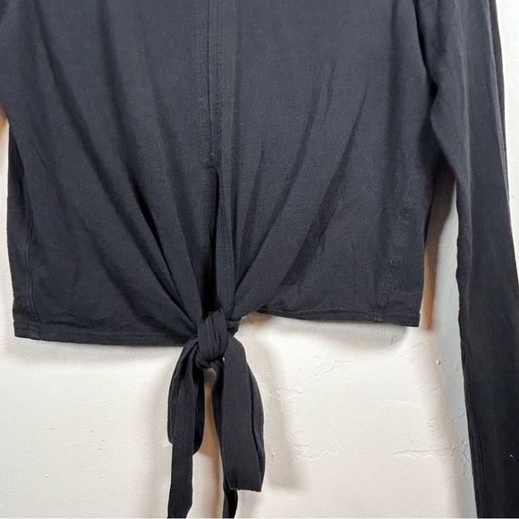 Lululemon Athletica Time To Restore Long Sleeve Tie Front Shirt Black Size 4 GUC - Picture 3 of 5